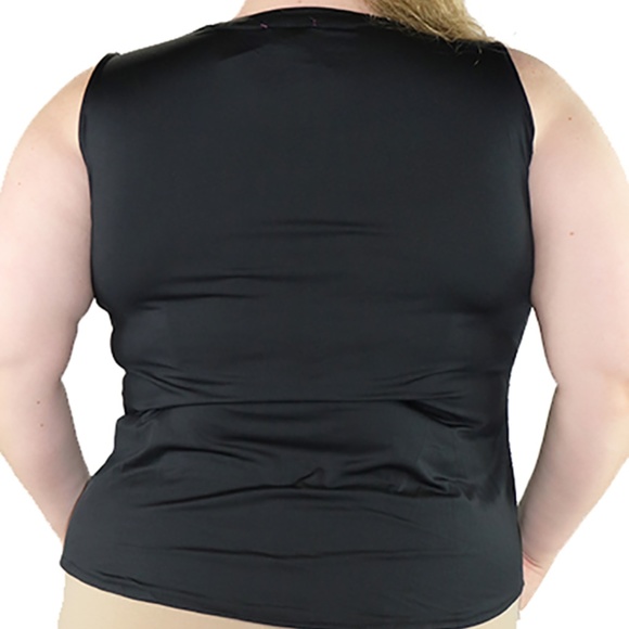 Plus Size Fuchsia Sleeveless Top Zipper Accent - Picture 4 of 5